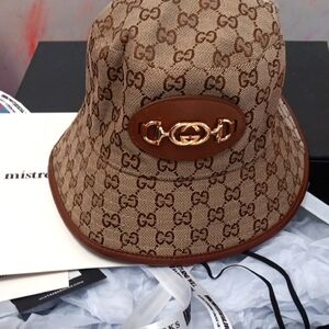 GUCCI Brown VINTAGE EARLY 2000'S Monogram Bucket Hat NEW! CONDITION